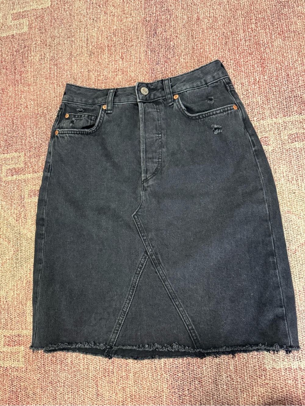 & Denim a line black mini jean skirt button fly raw hem distressed sz 6